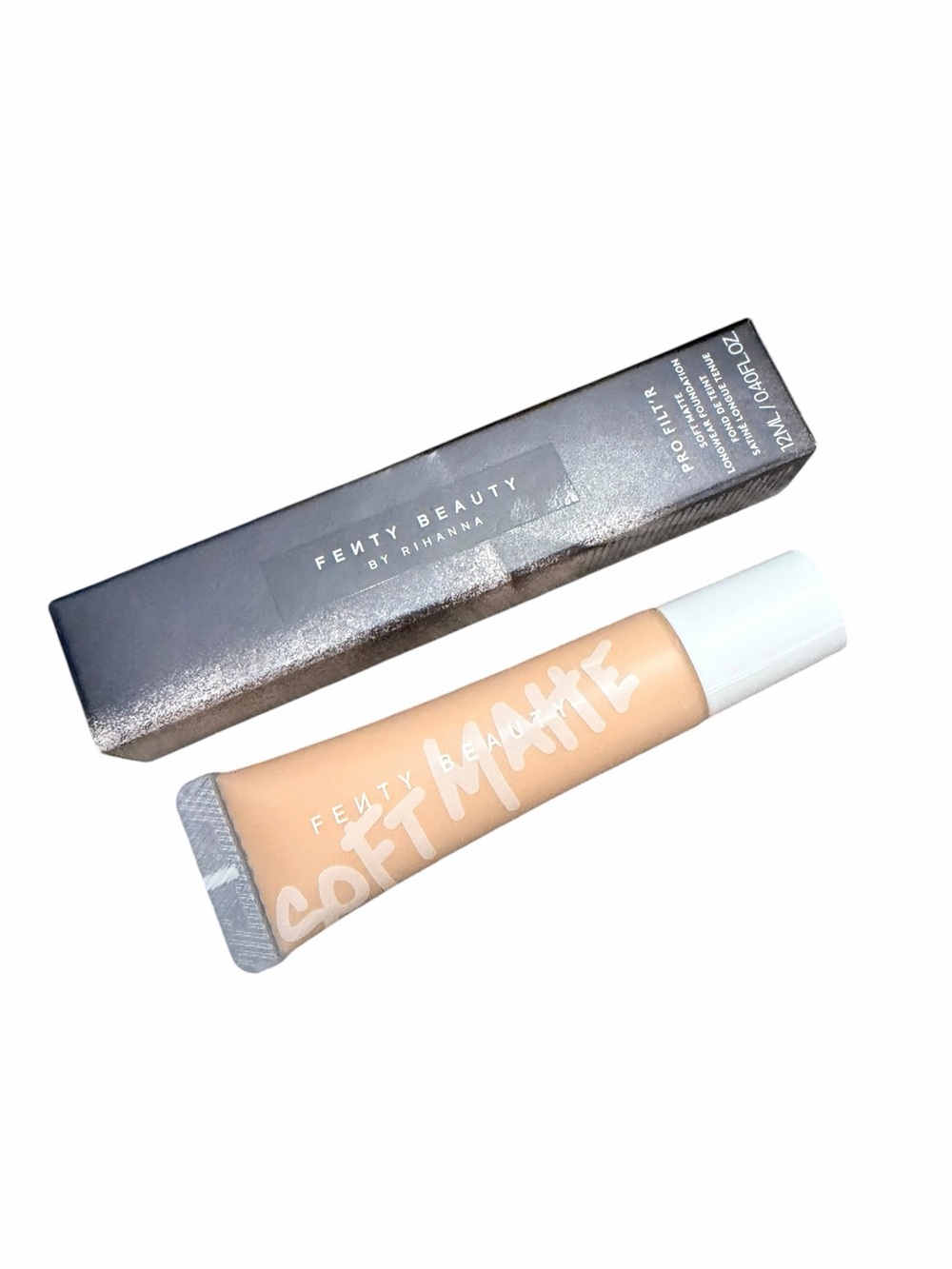 Fenty Beauty Soft Matte PRO FILT’R Longwear Foundation 230 Light Medium